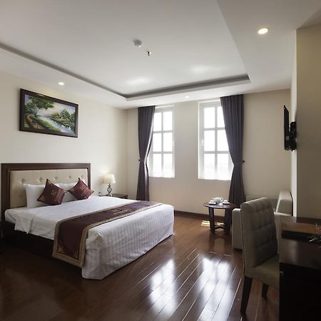 Khanh Linh Hotel بلايكو المظهر الخارجي الصورة