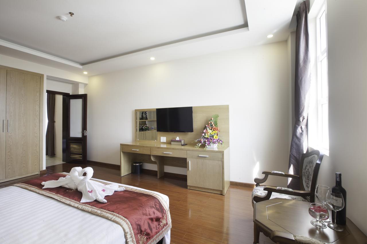 Khanh Linh Hotel بلايكو المظهر الخارجي الصورة