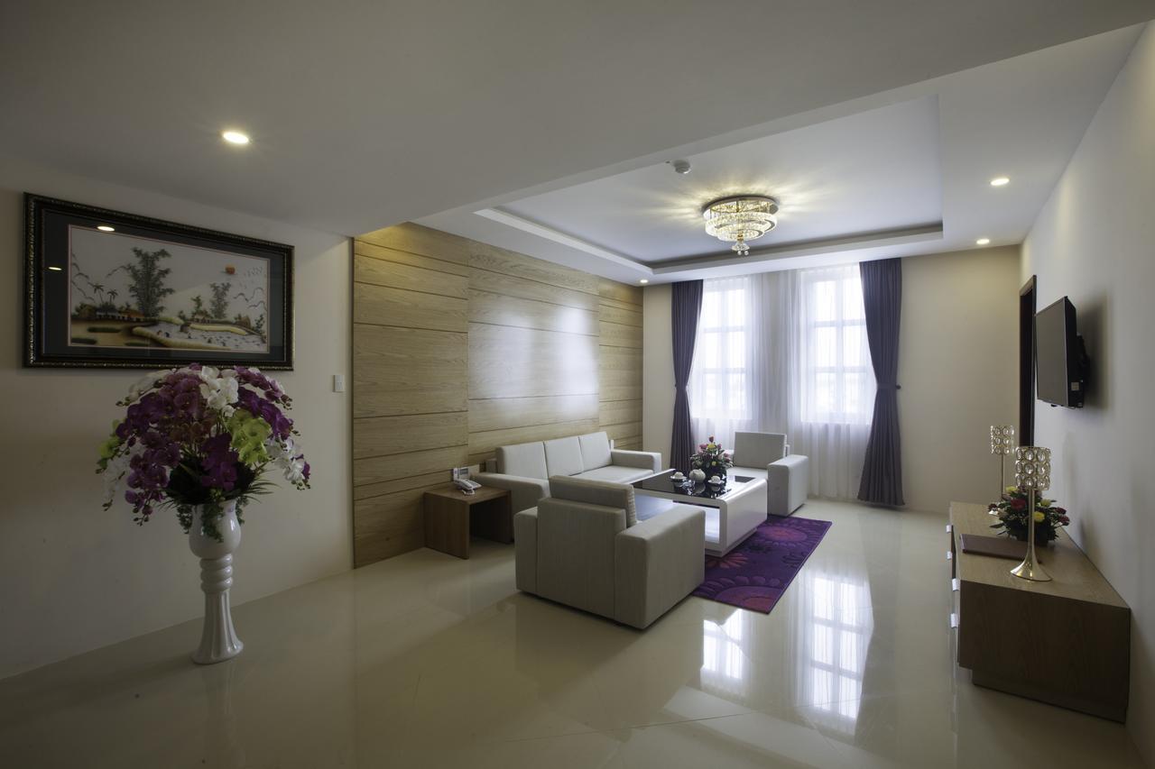 Khanh Linh Hotel بلايكو المظهر الخارجي الصورة
